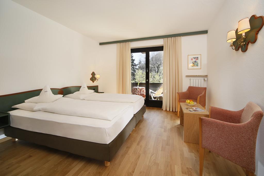 Parkhotel Tirolerhof Lagundo Bilik gambar