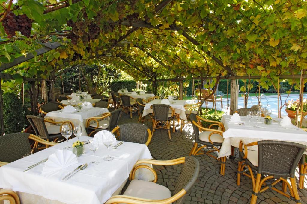 Parkhotel Tirolerhof Lagundo Luaran gambar